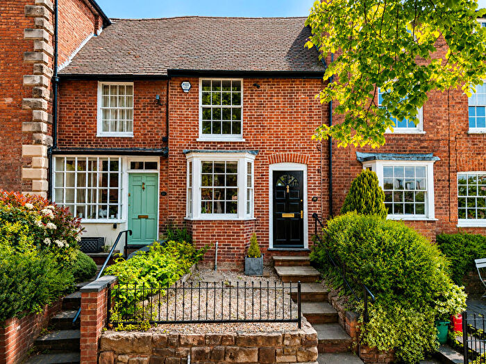 3 Bedroom Town House For Sale In West Street, Warwick, Warwickshire, CV34