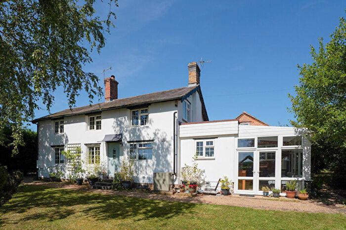 4 Bedroom Cottage For Sale In Chadshunt, Near Kineton, CV35