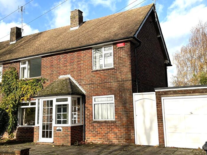 4 Bedroom Semi-Detached House To Rent In Queens Avenue, Canterbury, Kent, CT2