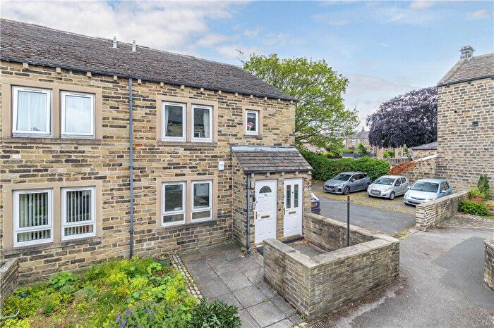 2 Bedroom Apartment For Sale In Main Street, Burley In Wharfedale, Ilkley, West Yorkshire, LS29