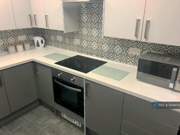 4 Bedroom Flat To Rent In Plungington Road, Preston, PR1