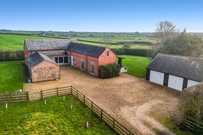 6 Bedroom Barn Conversion For Sale In Sutton Lane, Sutton In The Elms, LE9