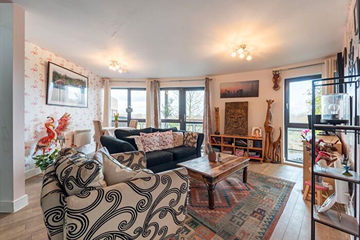 2 Bedroom Flat For Sale In Harry Zeital Way, London, E5