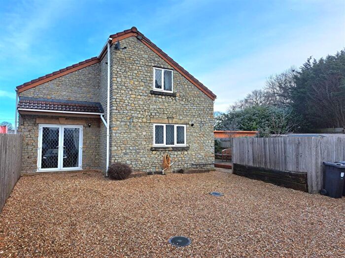 2 Bedroom Apartment To Rent In London Road, Warmley, Bristol, BS30