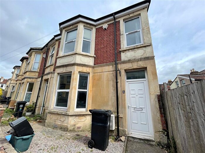 4 Bedroom Terraced House To Rent In Elm Road, Horfield, Bristol, BS7
