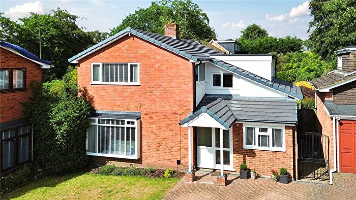 4 Bedroom Detached House For Sale In Glynswood, Camberley, Surrey, GU15