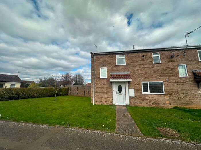 2 Bedroom Terraced House To Rent In Gainsborough Road, Stowmarket, IP14