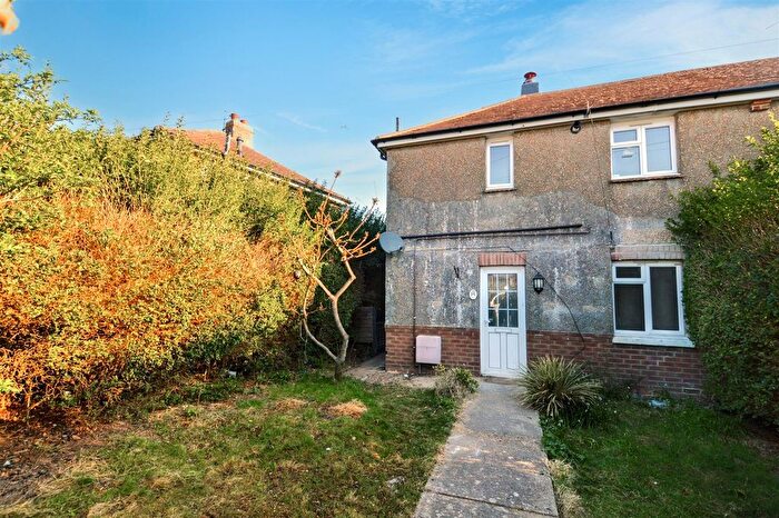 2 Bedroom Semi-Detached House To Rent In Knoll Crescent, Hampden Park, Eastbourne, BN22