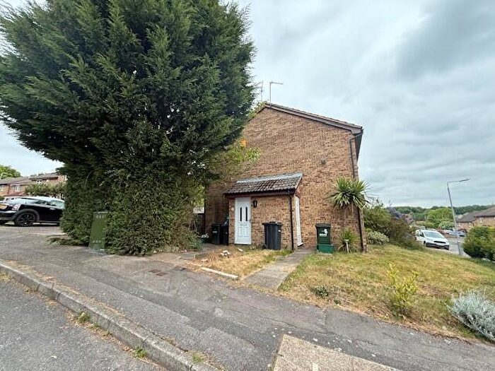 1 Bedroom House To Rent In Lambeth Road, Nottingham, NG5