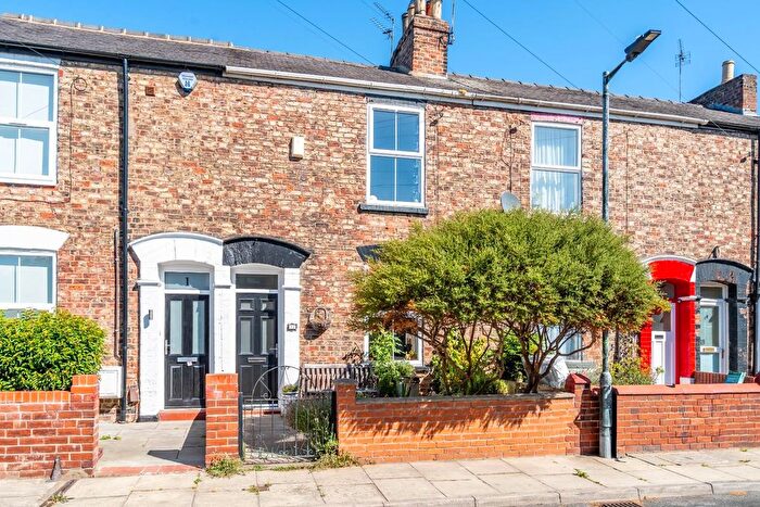 2 Bedroom Terraced House For Sale In Hilda Street, York, YO10