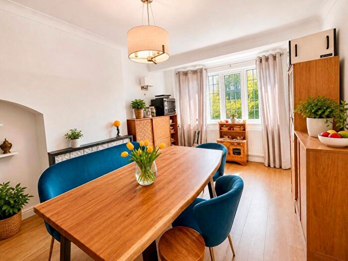 3 Bedroom House To Rent In Barrington Road, Sutton, SM3