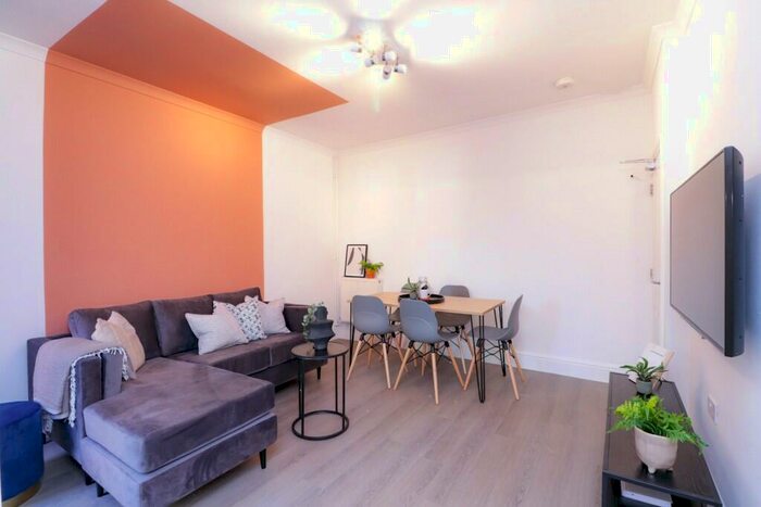 6 Bedroom Terraced House To Rent In Scorer St - Student House For /, LN5