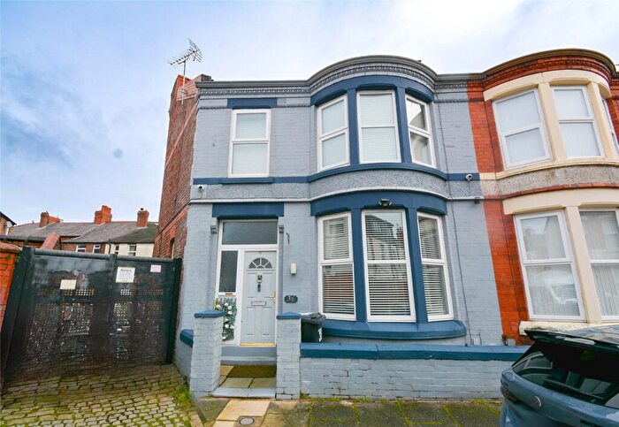 4 Bedroom Semi Detached House For Sale In Ilchester Road, Wallasey, Wirral, CH44