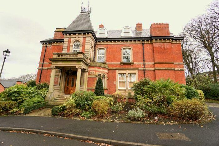 2 Bedroom Apartment To Rent In Clevelands Drive, Heaton, BL1