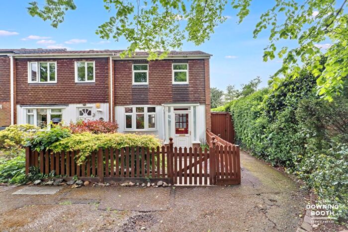 3 Bedroom End Of Terrace House For Sale In Wilmott Close, Lichfield, WS13