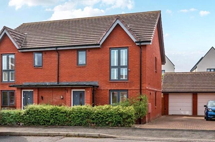 3 Bedroom Semi Detached House For Sale In Eastlake, Tadpole Garden Village, Swindon, SN25