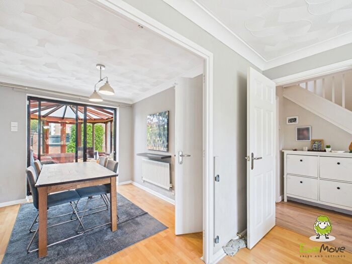 5 Bedroom Detached House For Sale In Bramley Green Road, Bramley, Tadley, Hampshire, RG26