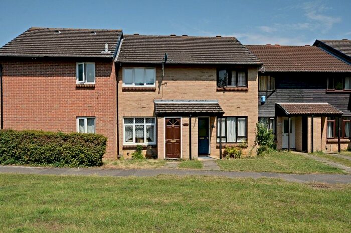 2 Bedroom Property To Rent In Wilsdon Way, Kidlington, OX5