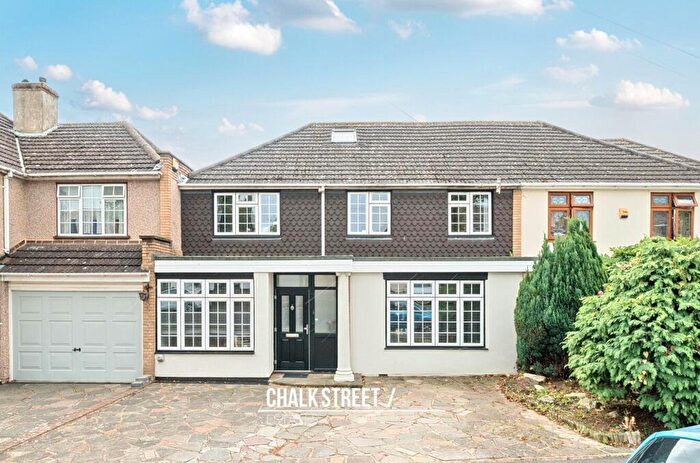 4 Bedroom Semi-Detached House For Sale In Homeway, Harold Wood, RM3