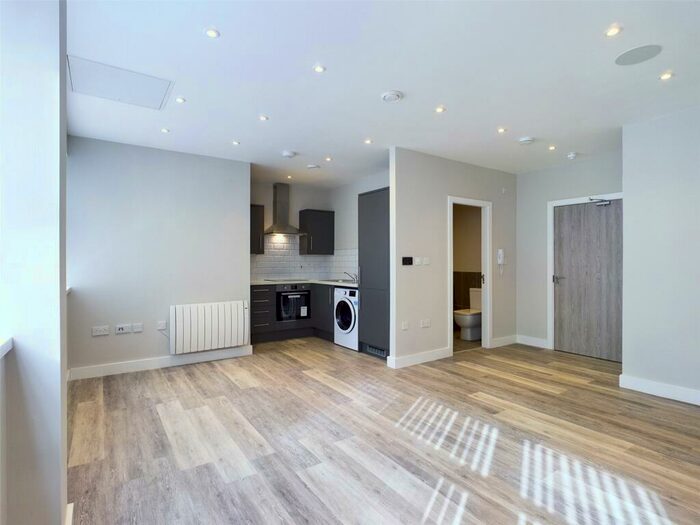 Studio To Rent In Guildhall Apartments, Old Guildhall Yard, Doncaster, DN1