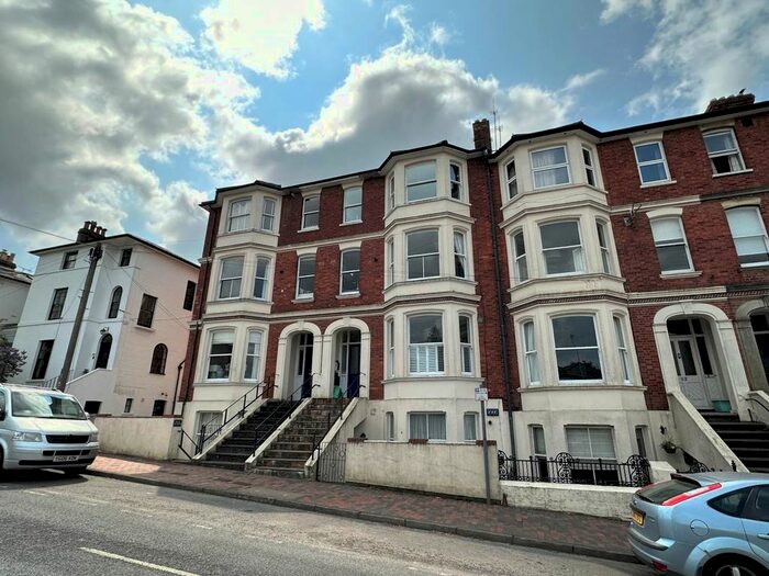 1 Bedroom Flat To Rent In Grove Hill Road, Tunbridge Wells, Kent, TN1