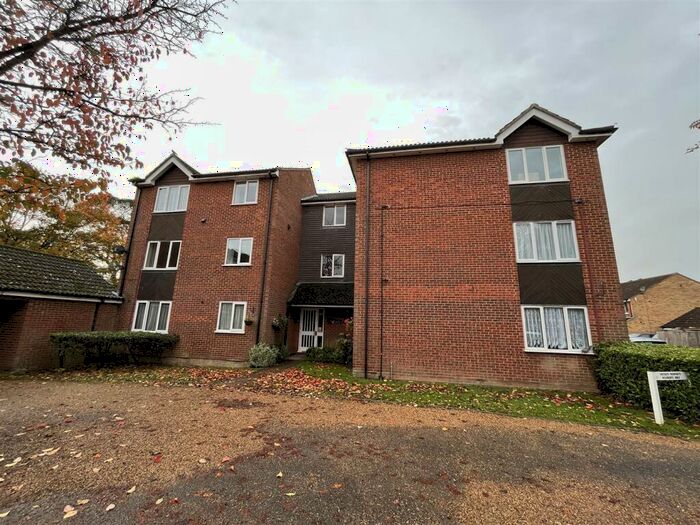 1 Bedroom Flat To Rent In Halleys Way, Houghton Regis, LU5