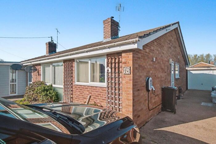 2 Bedroom Semi-Detached Bungalow To Rent In Brook Road, Tolleshunt Knights, CM9