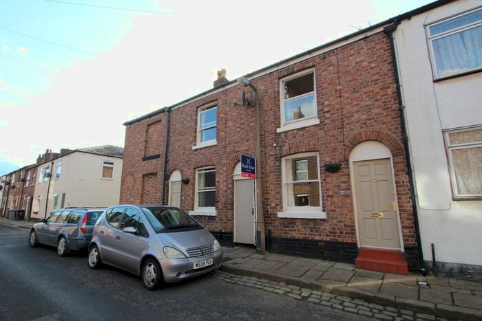 2 Bedroom Terraced House To Rent In Pitt Street, Macclesfield, Cheshire SK11