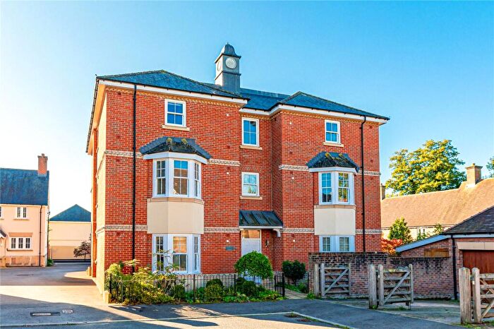 1 Bedroom Apartment For Sale In Whatley Drive, Pewsey, Wiltshire, SN9