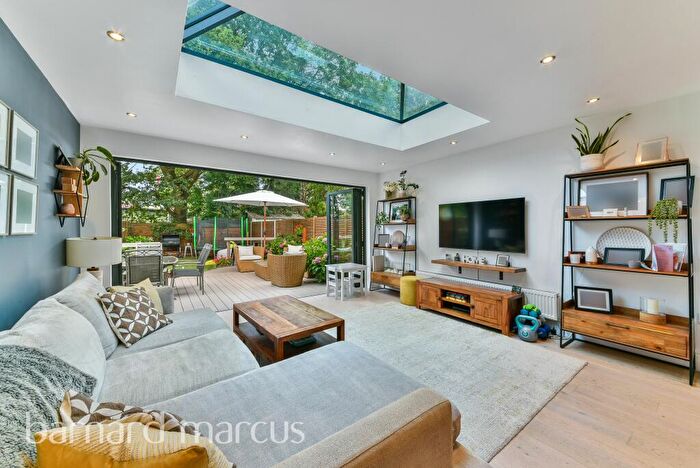 3 Bedroom House To Rent In Tennyson Avenue, New Malden, KT3