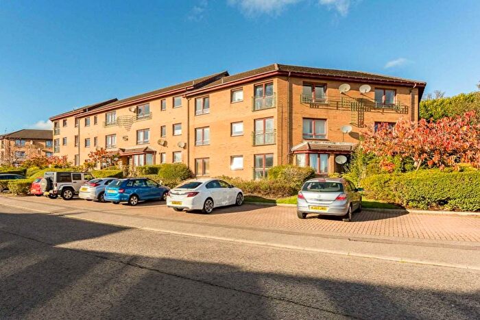 2 Bedroom Flat To Rent In Abercorn Street, Maryfield, Dundee, DD4