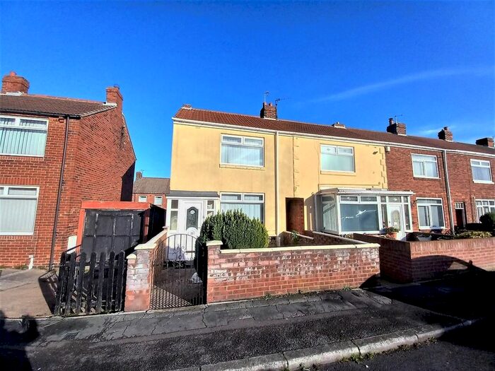 2 Bedroom End Of Terrace House To Rent In Hardwick Street, Blackhall Colliery, Hartlepool, Durham, TS27