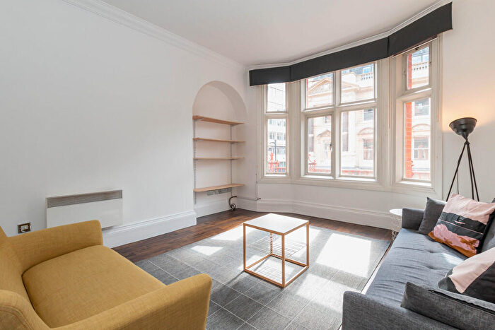2 Bedroom Apartment To Rent In Chamberlain Court, Newhall Street, Birmingham, B3