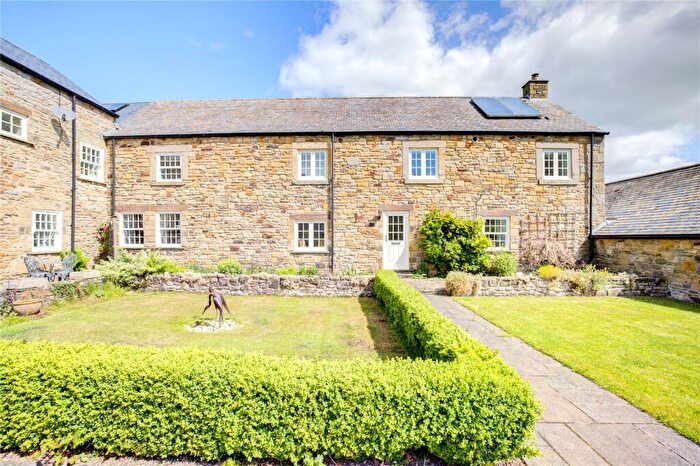 4 Bedroom Semi-Detached House For Sale In Grange House, Woodlands Hall Estate, Knitsley, DH8