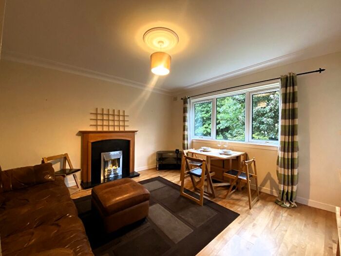 3 Bedroom Flat To Rent In Trinity Court, Trinity, Edinburgh, EH5