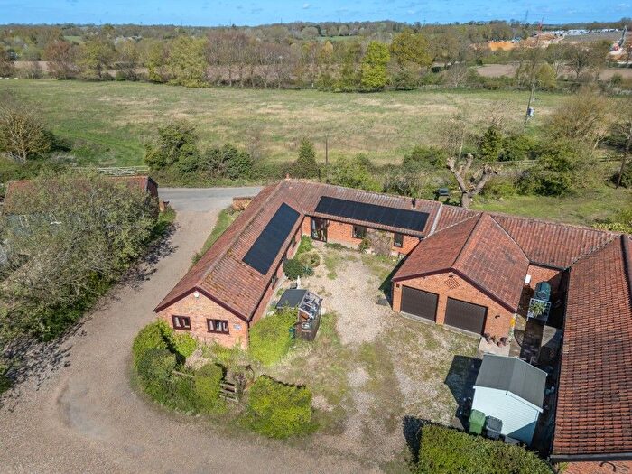 3 Bedroom Barn Conversion For Sale In Cantley Lane South, Cringleford, Norwich, Norfolk, NR4