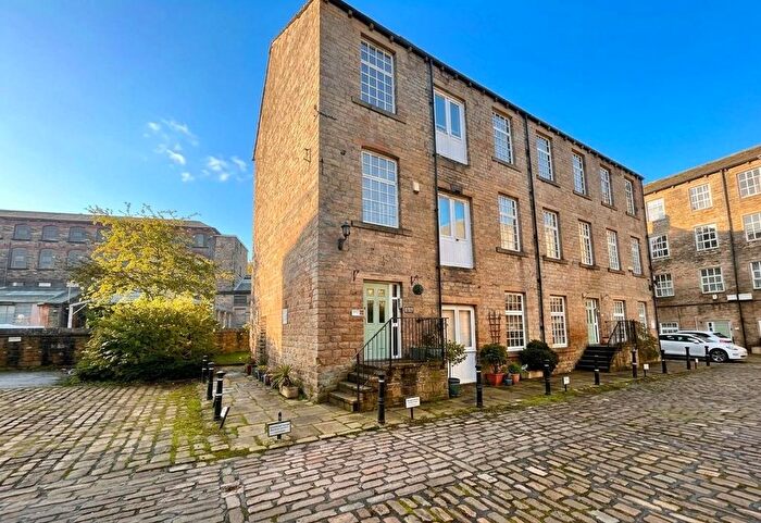1 Bedroom Flat For Sale In Wharf Street, Sowerby Bridge, HX6