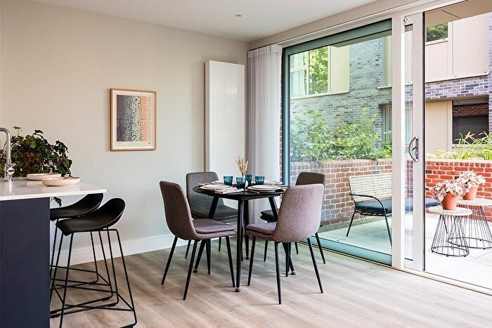 2 Bedroom Apartment To Rent In Neptune Wharf, London, SE8