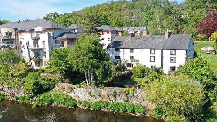 3 Bedroom End Of Terrace House For Sale In Dee Mill Place, Llangollen, LL20
