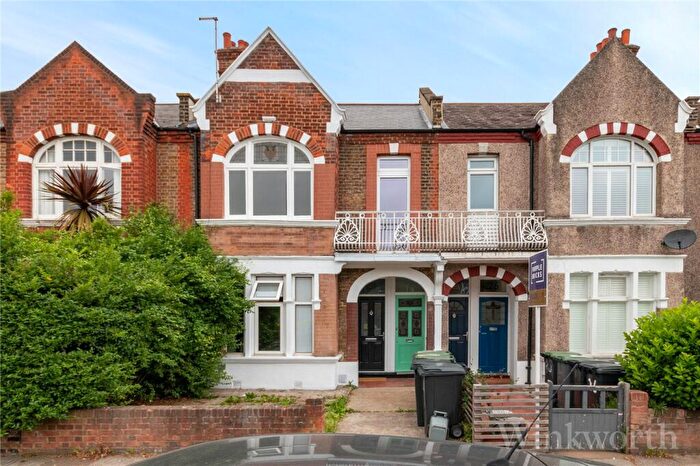 4 Bedroom Apartment To Rent In Stondon Park, London, SE23