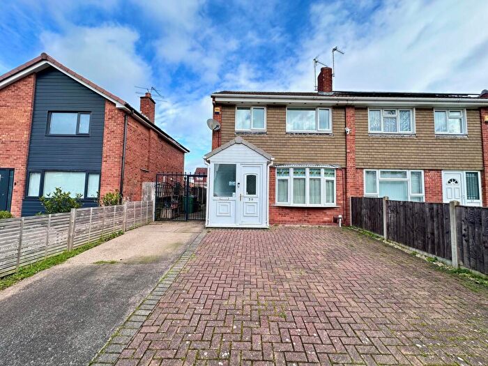 3 Bedroom House To Rent In Barsby Drive, Loughborough, Leics, LE11