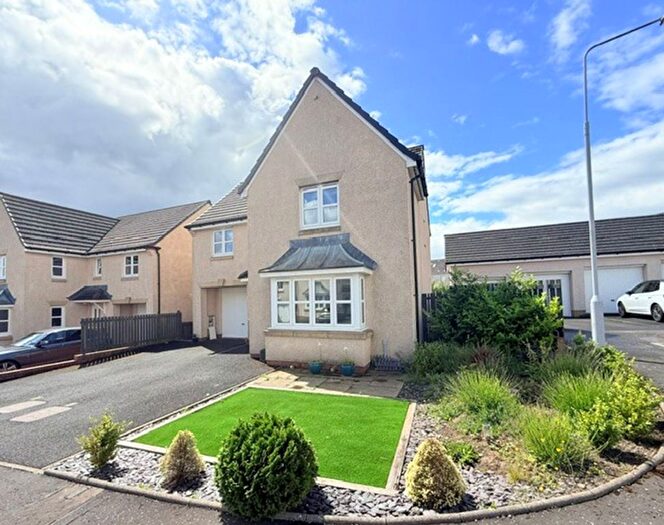 4 Bedroom Detached House For Sale In Macgregor Road, Dunfermline, KY11