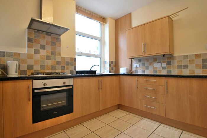 5 Bedroom House To Rent In Hendy Street, Roath, CF23