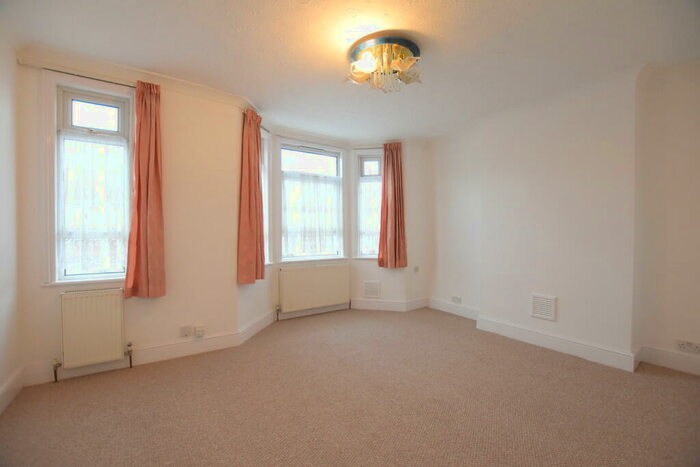 1 Bedroom Flat To Rent In Sherrard Road, Manor Park, E12