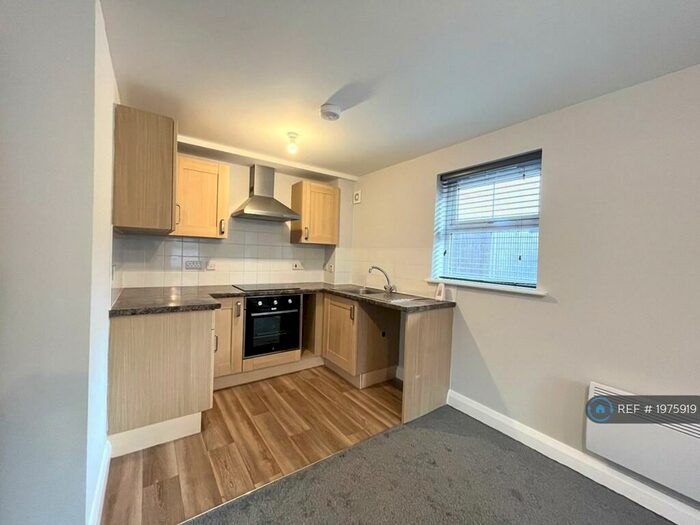 2 Bedroom Flat To Rent In Palace Close, Shepshed, Loughborough, LE12