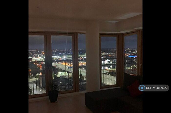 2 Bedroom Flat To Rent In Argyle Street, Glasgow, G2