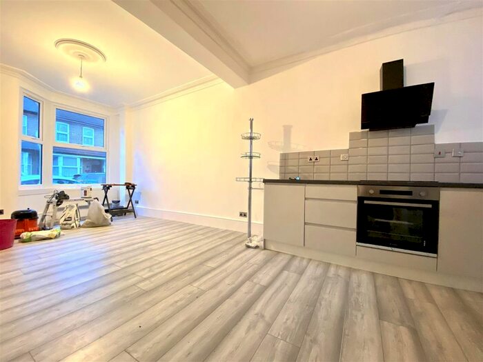 3 Bedroom Terraced House To Rent In Sunnyside Road East, London, N9