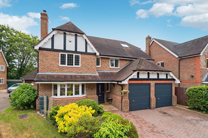 6 Bedroom Detached House For Sale In Firs Close, Iver, Buckinghamshire, SL0