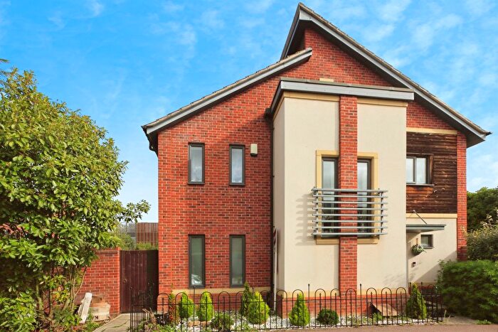 3 Bedroom End Terrace House For Sale In Hawksbill Way, Peterborough, PE2