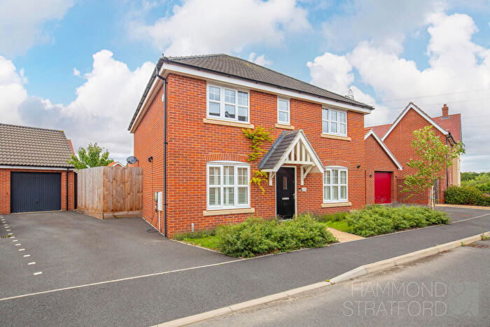 4 Bedroom Detached House For Sale In Bennett Crescent, Hethersett, NR9
